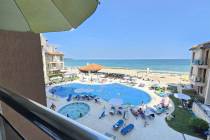 Sea view, beachfront, 3 bedrooms, “Obzor Beach Resort” complex ID: 6311 - Photo 1