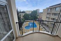 Trzypokojowe mieszkanie w apartamencie „Karlovo” z widokiem na basen ID: 6168 - Фото3