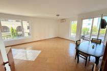 Byt s obrovskou terasou v pokojnej štvrti Slnečného pobrežia ID: 5155 - Фото4