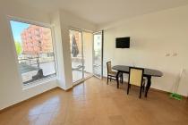 Byt s obrovskou terasou v pokojnej štvrti Slnečného pobrežia ID: 5155 - Фото3