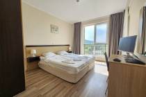 Sea view, beachfront, 3 bedrooms, “Obzor Beach Resort” complex ID: 6311 - Photo 12