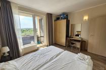Sea view, beachfront, 3 bedrooms, “Obzor Beach Resort” complex ID: 6311 - Photo 23