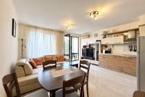 Светлый апартамент с видом на бассейн, престижный комплекс в Несебре ID: 6013 - Фото 3