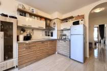 Светлый апартамент с видом на бассейн, престижный комплекс в Несебре ID: 6013 - Фото 6