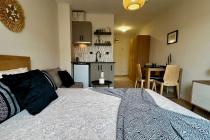 Prvý riadok! Štúdio s dobrým nábytkom, výhľad na bazén. ID: 4157 - Фото11