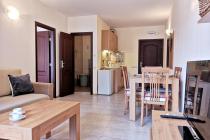 Квартира с ремонтом в 200 метрах от пляжа ID: 2342 - Фото 2