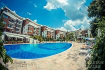 Изглед към басейна! Имот на първа линия в Елените ID: 5461 - Снимка 16