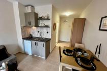 Prvý riadok! Štúdio s dobrým nábytkom, výhľad na bazén. ID: 4157 - Фото4