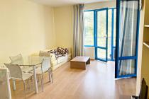 Flat on the first line by the sea! Good investment! ID: 3766 - Photo 6