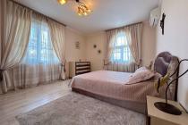 Шикарный апартамент в живописном районе Несебра ID: 5712 - Фото 11