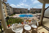 Большой балкон с видом на бассейн, супер предложение! ID: 2293 - Фото 1