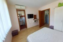 Renovated apartment in the complex on the first line ID: 2592 - Photo 13