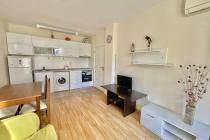 Квартира в городе в жилом комплексе без бассейна ID: 3023 - Фото 2