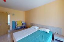 Средният етаж, мебели и техника — апартамент в комплекс „Avalon“ ID: 5633 - Снимка 8