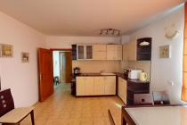 Dwupokojowe mieszkanie z widokiem na morze w Sveti Vlas ID: 4460 - Фото3