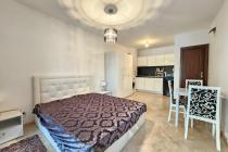 Студио с излаз към басейна — идеалното място за почивка ID: 5627 - Снимка 2