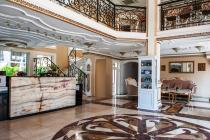 Dawn Park Deluxe ID: 307 - Photo 8