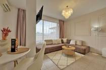 Large terrace, three rooms, pool view, Sunny Beach ID: 6438 - Photo 1