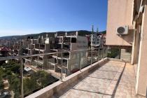 Exkluzívne! Zrekonštruovaný apartmán s krásnym výhľadom ID: 5526 - Фото11