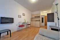 Zainwestuj! Umeblowana kawalerka w spokojnym kompleksie ID: 5711 - Фото6