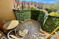 Апартамент с 1 спальней и видом на бассейн, комплекс "Harmony Suites 1", Солнечный берег ID: 5513 - Фото 9