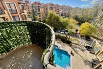 Апартамент с 1 спальней и видом на бассейн, комплекс "Harmony Suites 1", Солнечный берег ID: 5513 - Фото 10