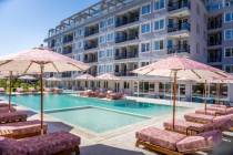 Дизайнерски ремонт, отделна спалня, нов комплекс „J'Adore Secret Garden“ ID: 5978 - Снимка 18