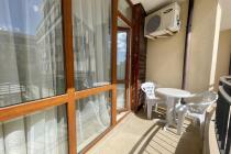 Просторен апартамент с две тераси и изглед към басейна в Свети Влас ID: 5473 - Снимка 15