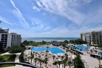 Widok na morze, pierwsza linia brzegowa! Apartament w kompleksie „Majestic Beach Resort” ID: 6329 - Фото3