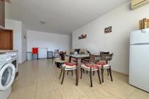 Хорошая цена на просторную квартиру! ID: 5262 - Фото 2