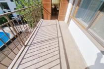 Изглед към басейна! Имот на първа линия в Елените ID: 5461 - Снимка 8