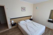 Апартамент с две спални на първа линия на брега на морето! Супер инвестиция! ID: 3917 - Снимка 7