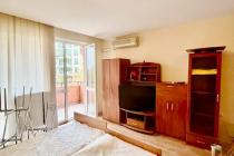 Studio z dużym balkonem w pierwszej linii kompleksu ID: 3842 - Фото8