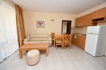 Super zniżka! Trzy pokoje 300 metrów od plaży, teren zagospodarowany ID: 3156 - Фото3