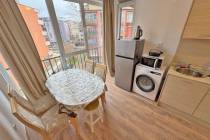 Светли стаи, 2 тераси, комплекс „Sunny View Central“, курорт Слънчев бряг ID: 6050 - Снимка 5