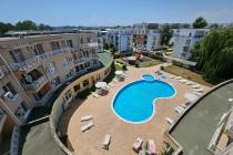 Атрактивна цена и изглед към басейна! Инвестирайте! ID: 5251 - Снимка 1