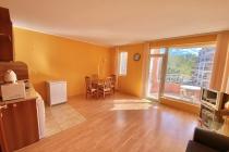 Евтин апартамент в добър район на курорта ID: 3943 - Снимка 1