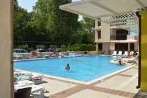 Widok na basen i góry, apartament w kompleksie „Sunny Victory” ID: 6269 - Фото11