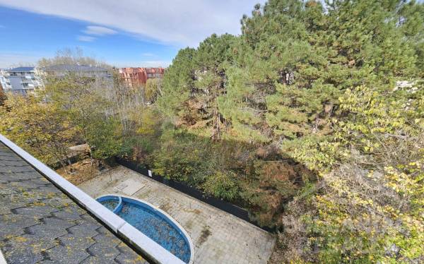 Štúdio v komplexe „Gerber Residence 1“, výhľad na bazén ID: 5877 - Фото9