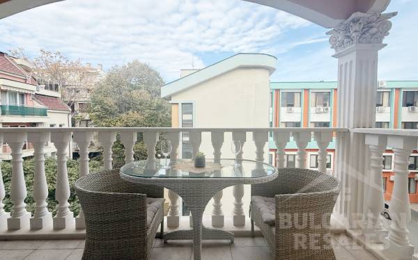 A well-renovated studio in the luxury “Valencia Gardens” complex, Nessebar ID: 6040 - Photo 8