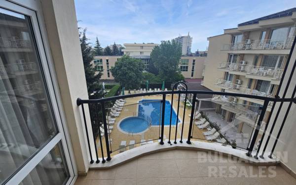 Trzypokojowe mieszkanie w apartamencie „Karlovo” z widokiem na basen ID: 6168 - Фото3