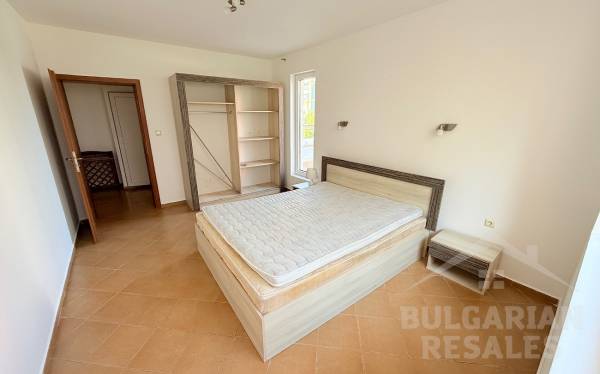 Byt s obrovskou terasou v pokojnej štvrti Slnečného pobrežia ID: 5155 - Фото11