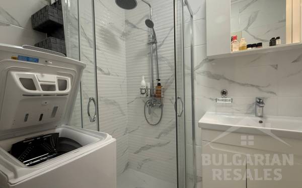 A well-renovated studio in the luxury “Valencia Gardens” complex, Nessebar ID: 6040 - Photo 10