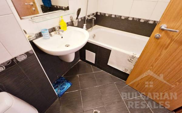 Sea and pool views, 2 bedrooms, “Garden of Eden” complex, Sveti Vlas ID: 5999 - Photo 16