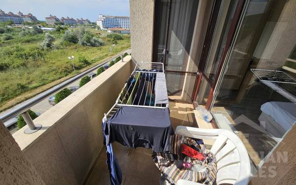 Sea view, beachfront, 3 bedrooms, “Obzor Beach Resort” complex ID: 6311 - Photo 15
