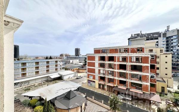 Гледка към морето и басейна, светли стаи, среден етаж, комплекс „Вавилон“ ID: 6017 - Снимка 19