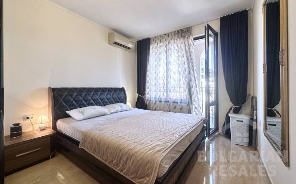 Светлый апартамент с видом на бассейн, престижный комплекс в Несебре ID: 6013 - Фото 14