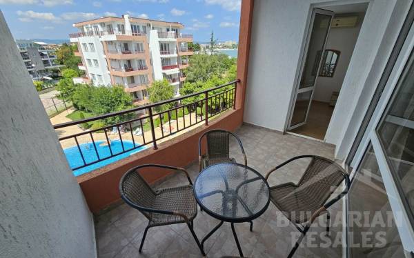 Pohľad na byt v peknom komplexe v Ravde ID: 4999 - Фото5