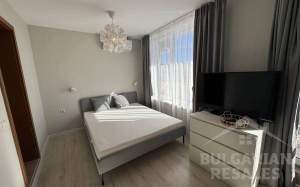 Купить студию с ремонтом и видом на бассейн, Солнечный берег ID: 6442 - Фото 4
