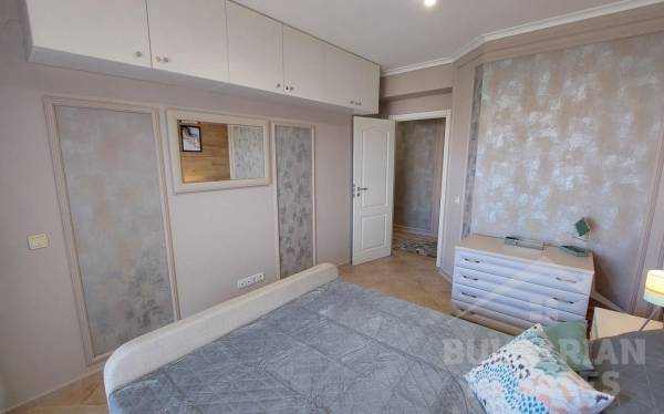 Апартамент с добър ремонт на 400 метра от плажа ID: 3700 - Снимка 7